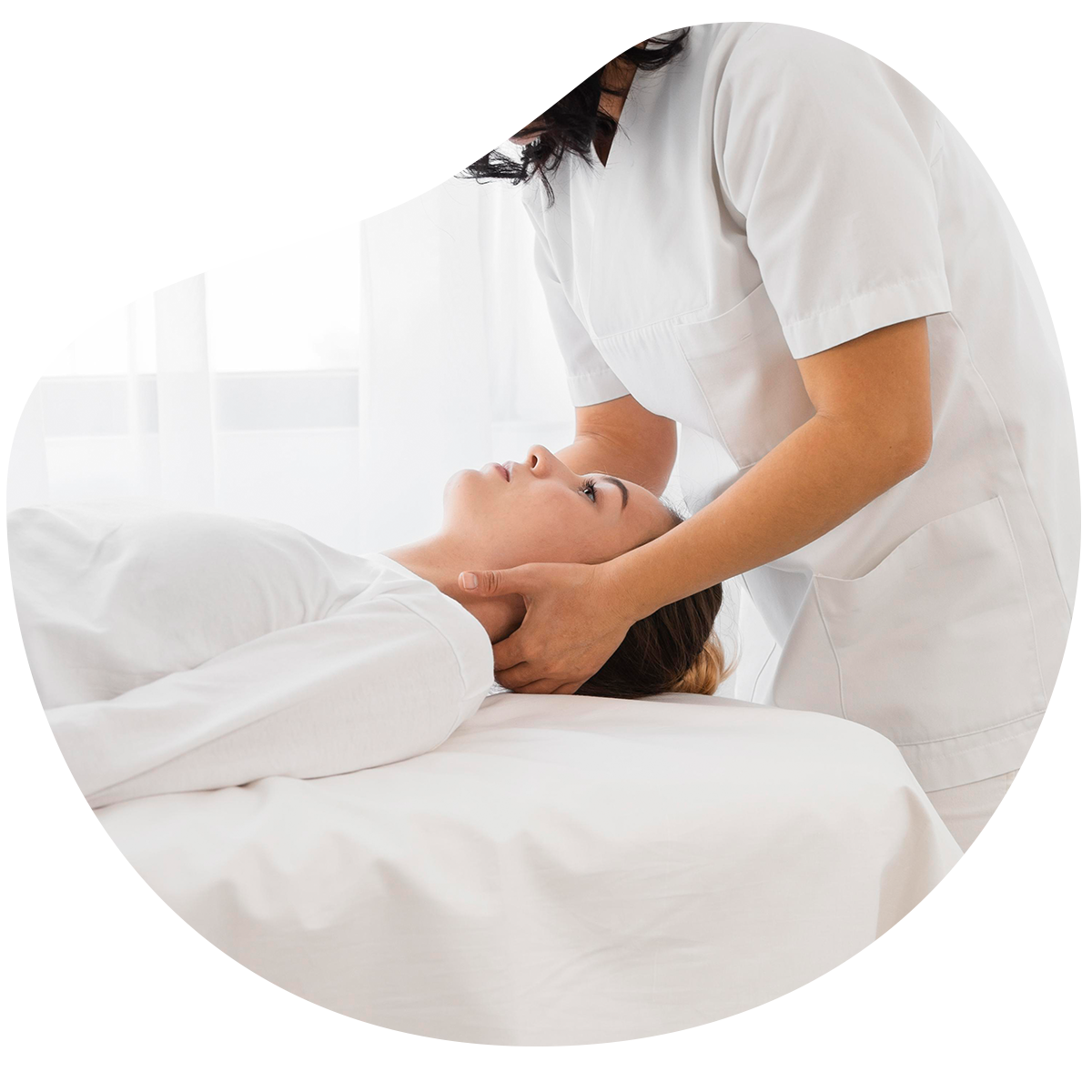 Marion Marcault Derouard, votre ostéopathe à Nantes, quartier Saint-Felix.